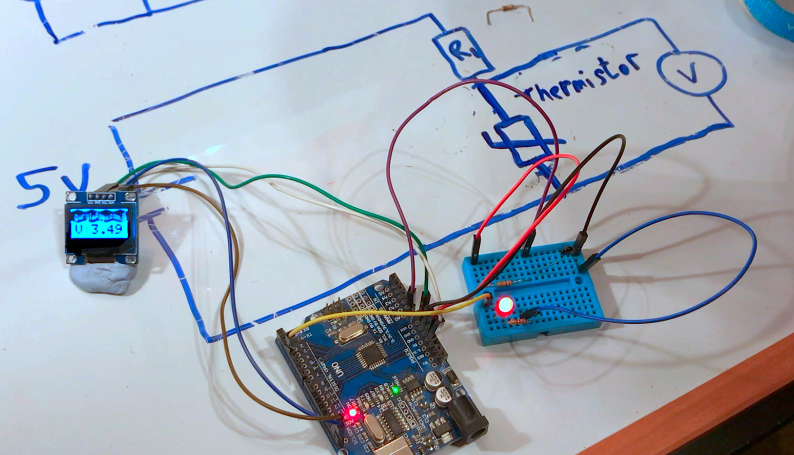 thermistor voltage divider