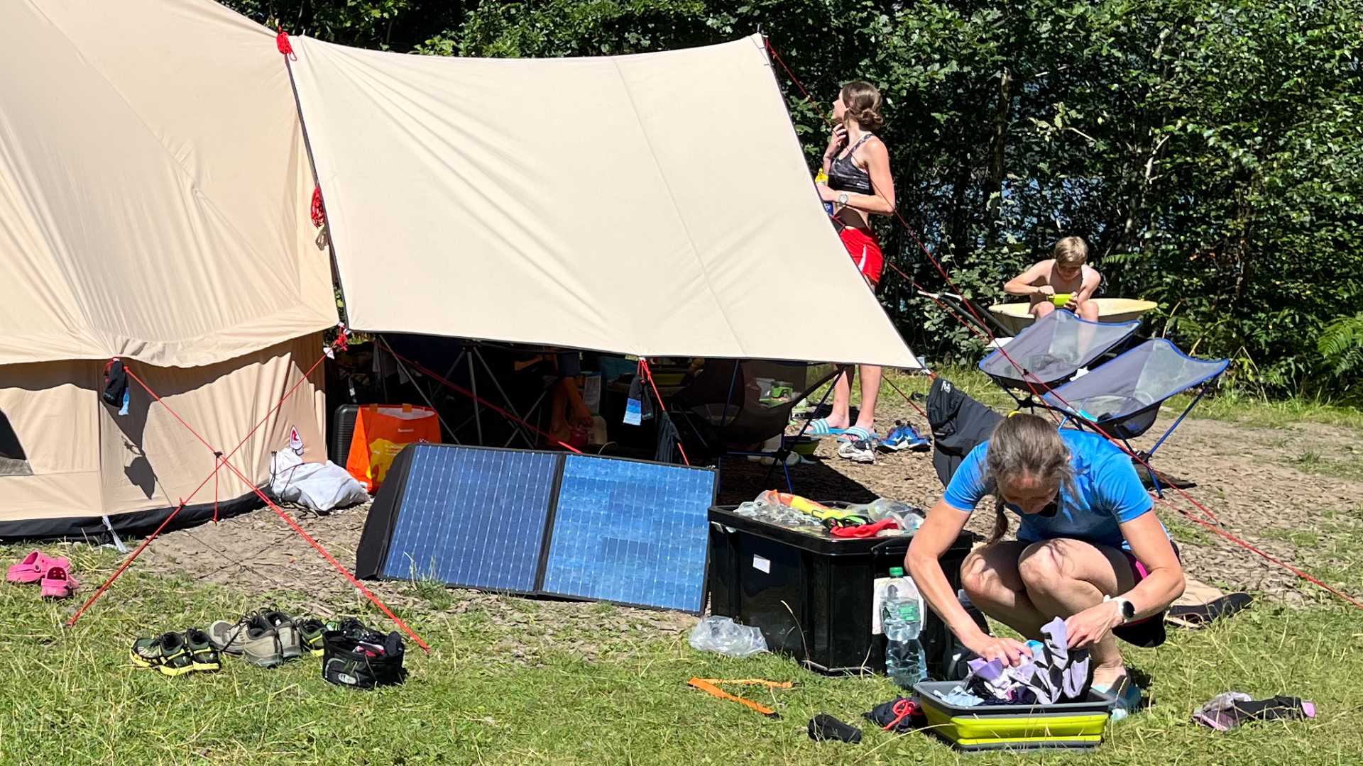 solar panel camping bell tent washer woman